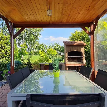 Na Kasztanowej Tatil Evi Rewal