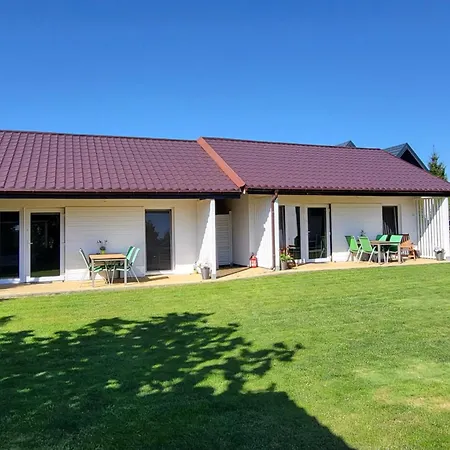 Na Kasztanowej * Rewal